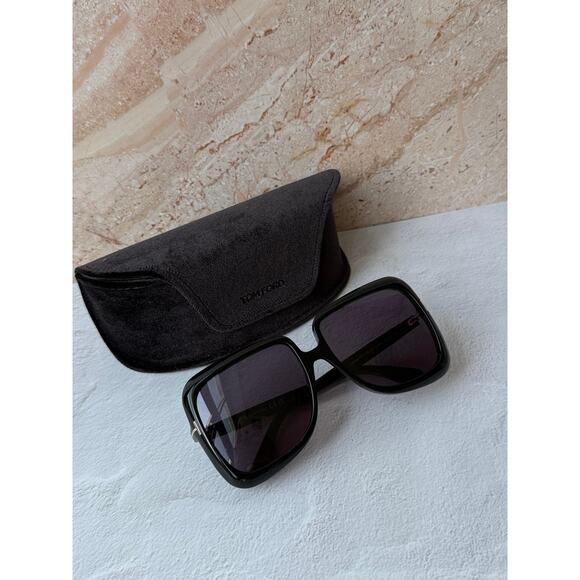 NEW Tom Ford TF1156 Lorelai Black Oversized Sunglasses $600 main image 5